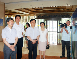 ʡ��������ϯ�O��̩����˾ҕ����������������`��ӹ���